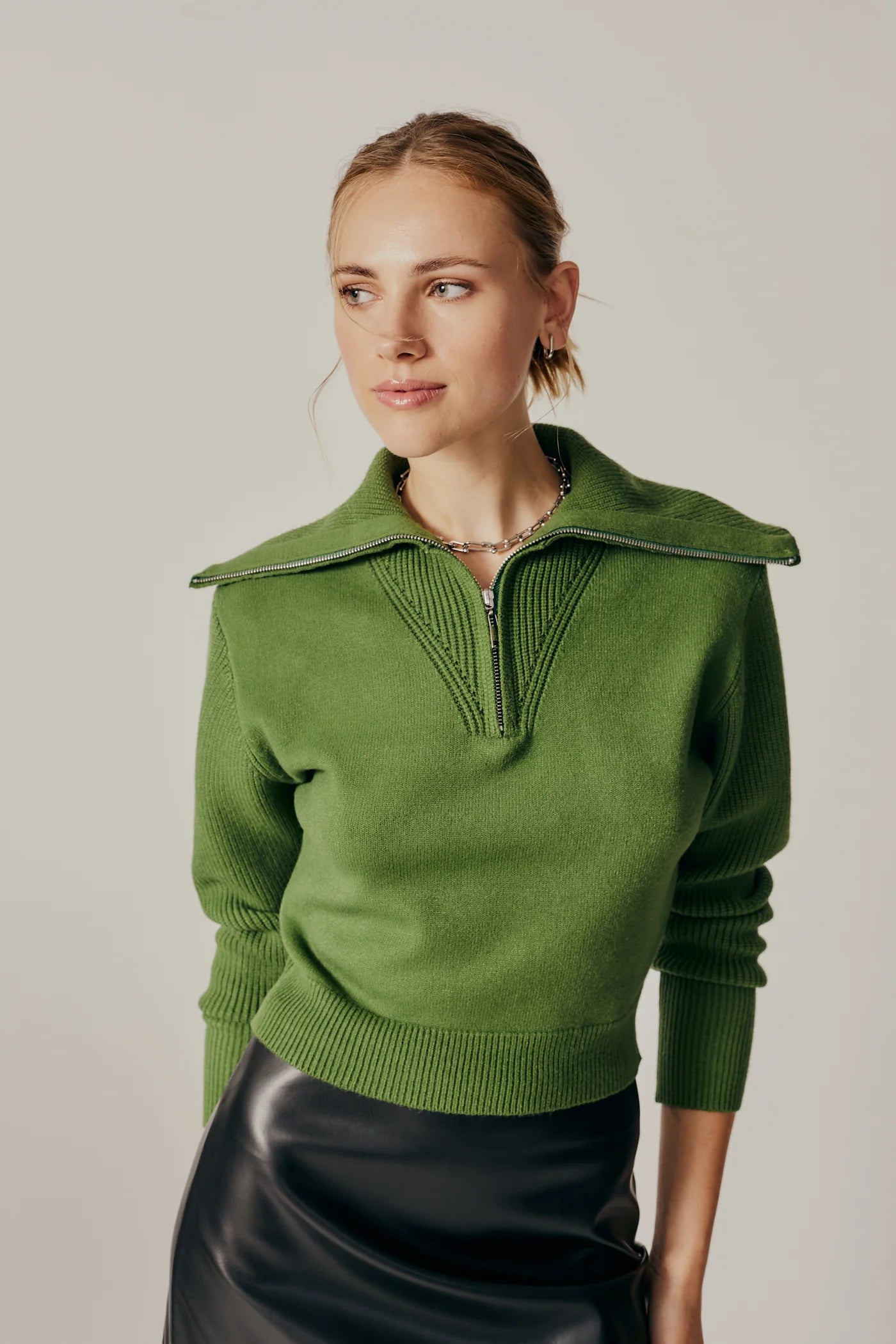 Weekend Deals That Dazzle Lobelia Turtleneck Sweater - Basil Green