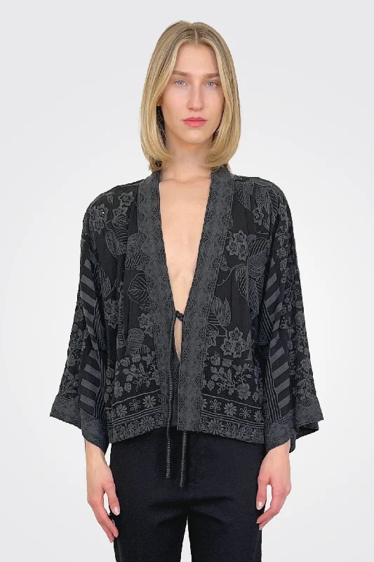 Weekend Deals That Dazzle Tyrael Kimono - Black
