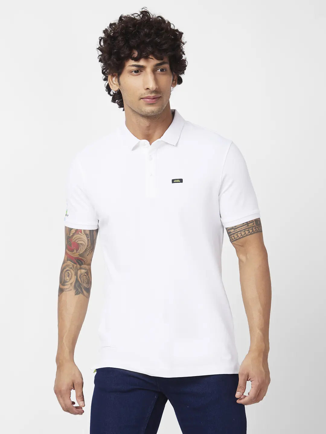 Spykar Men White Blended Slim Fit Half Sleeve Polo Neck Plain Tshirt