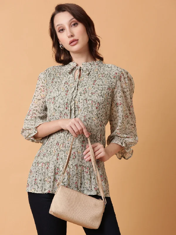 Stock Up Women Green Floral Top