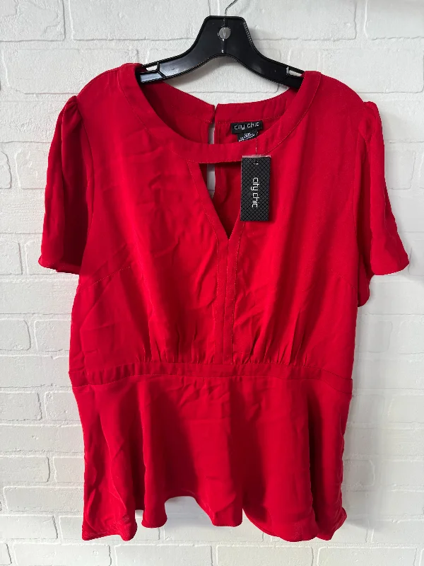 Weekend Shopping Extravaganza Top Short Sleeve By City Chic In Red, Size: 1x