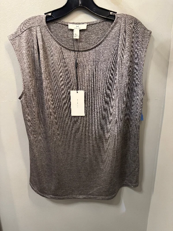 The Best Prices Top Sleeveless Designer By Halston In Grey & Silver, Size: S