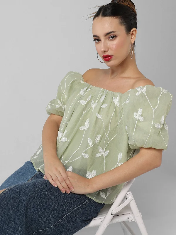 Weekend Shopping Bliss Women Green Floral Top
