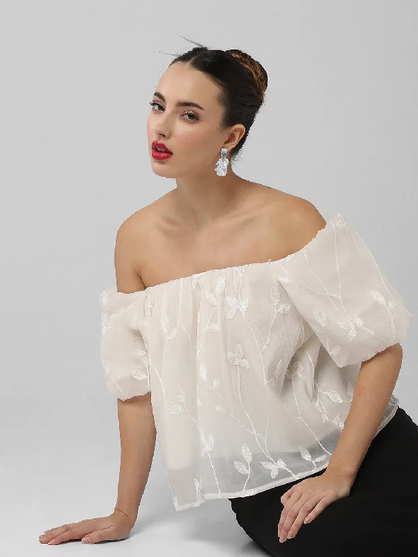 Weekend Shopping Extravaganza Women Cream Floral Top