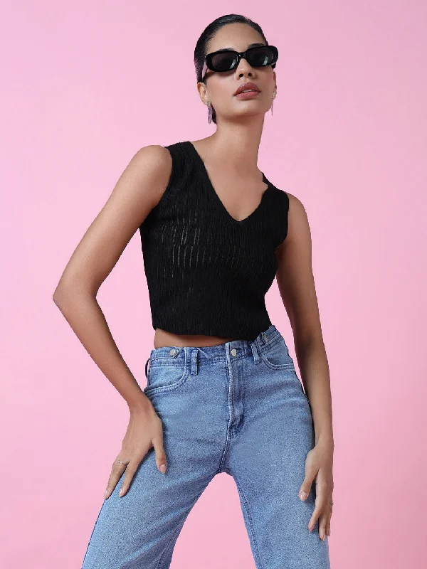 Savings Soar This Weekend Women Black Solid Crochet Crop Top