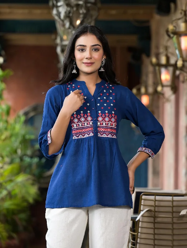 Weekend Savings Spectacle Blue Solid Cotton Short Tunic With Thread & Mirror Work