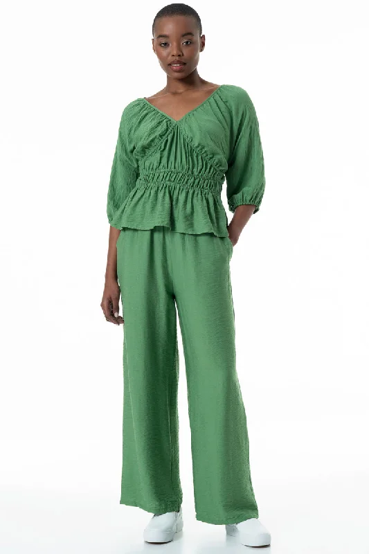 Weekend Deals That Amaze V-Neck Blouse _ 152218 _ Green