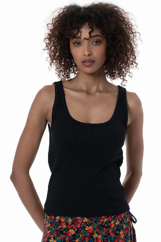 Super Savings Scoop Neck T-Shirt _ 152288 _ Black